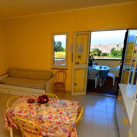 Locazione Turistica Sole N°8 Con Vista Mare Apartment